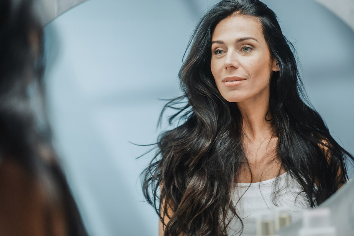 Facial Fat Grafting Dr. Eleonore Zetrenne